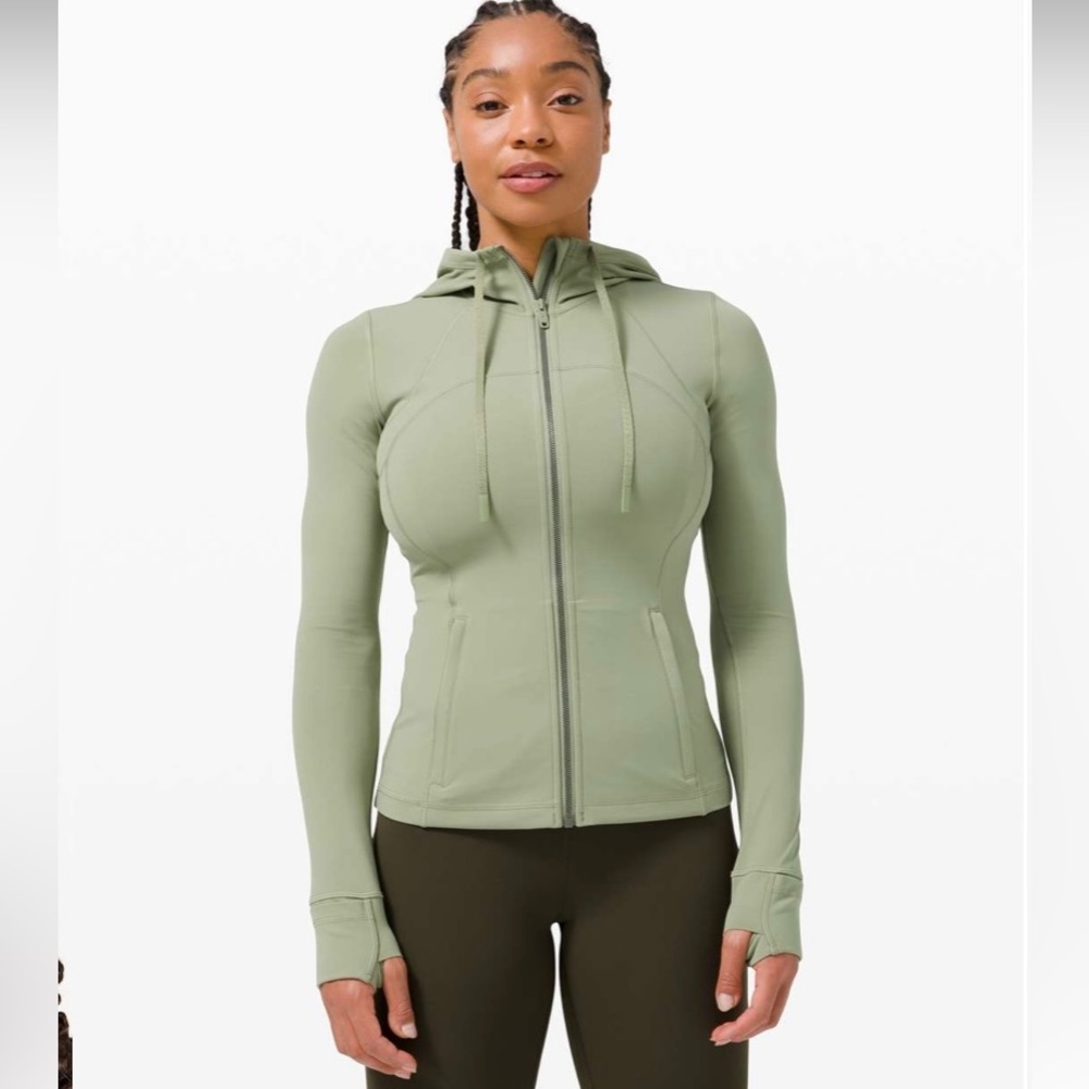 Lululemon Rosemary Green Hooded Define size 10